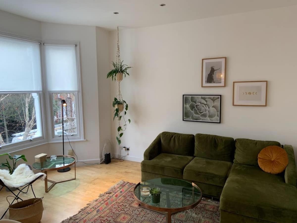 Lovely Spacious 1-Bedroom Flat In Tufnell Park Close To Central London Exterior photo